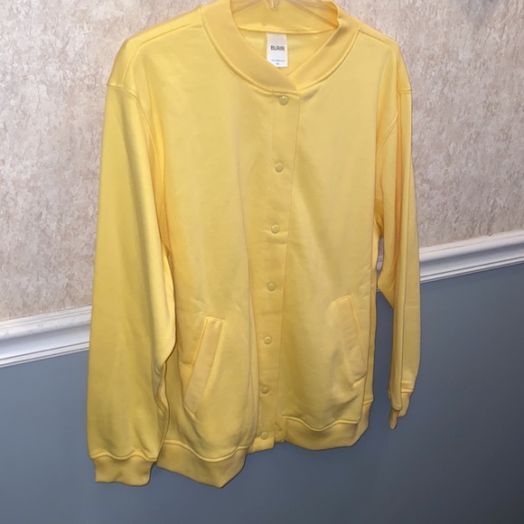 Never Worn Ladies Sweatshirt Snap Jacket Size PM - Picture 3 of 10